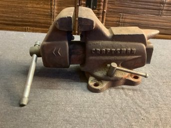 Large Bench Vise #27