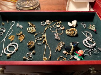 Large Lot Costume Jewelry Mostly Earrings With Some Necklaces