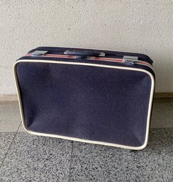 Pristine Vintage US Skyways Suitcase