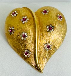 SIGNED BSK RED & WHITE RHINESTONE GOLD TONE HEART BROOCH