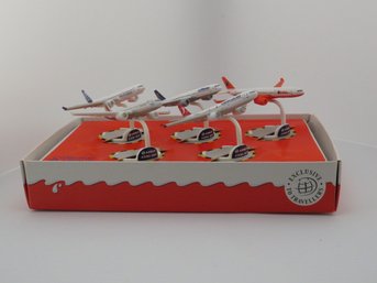 Kinder Surprize Collectible Airbus A330- 300 Set Of 5 Airplanes