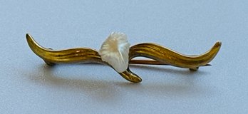 Beautiful Antique 14K And Pearl Pin