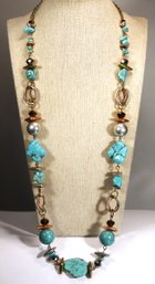 Contemporary Silver Tone Elongated Necklace Having Turquoise Stones