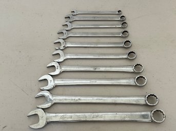 10 Piece Snap On Wrench Set, 1' To 1/2' Plus 3/8'