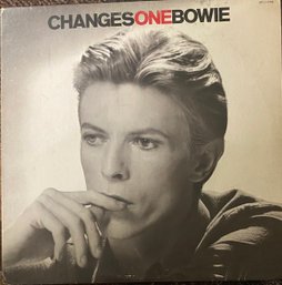 DAVID BOWIE - CHANGESONEBOWIE - LP 1976 ORIG 1ST AFL1-1732 VERY GOOD CONDITION