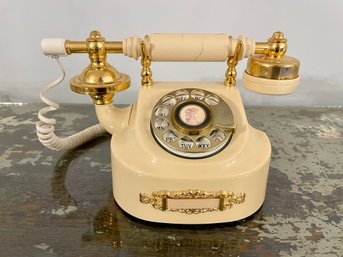 Vintage Western Electric Rotary Telephone