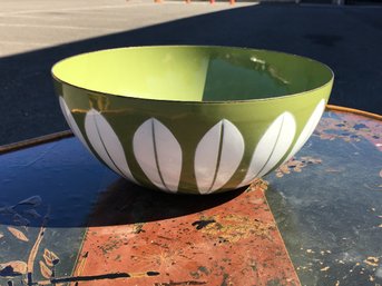 Lot (2 Of 4) Vintage Medium CATHRINEHOLM Green Lotus  Enamel Bowl -  Please See Photos - Nice Bowl - WOW !