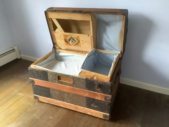 Vintage Storage Trunk