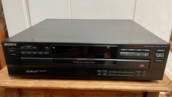 SONY HIGH DENSITY LINEAR CONVERTER - 5 DISC EX-CHANGE SYSTEM