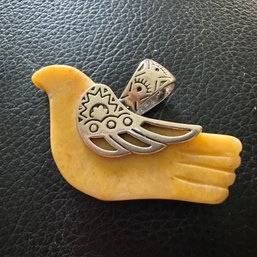 Gorgeous Carolyn Pollack Yellow Jasper Carved Bird With Sterling Pendant