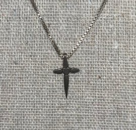 Vintage Sterling Silver Chain And Cross Pendant