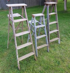 Lot Of 3 Old Wooden Step Ladders - Great Garden/plant Stands