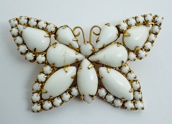 VINTAGE GOLD TONE WHITE GLASS BUTTERFLY BROOCH - AS IS