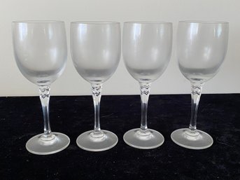 4 Piece Wine Glass Set