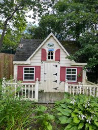 A Playhouse/Shed - Crickets Cottage