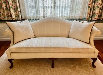 Ethan Allen French Country Camelback Sofa  With 2 Throw Pillows