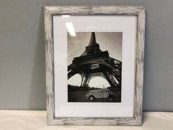 Photo Of Eiffel Tower In Frame