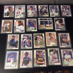 (22) 1998 Score Baseball Cards With Stars And Hall Of Famers