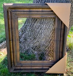 Beautiful Wood Frame W/Wire ~ 16 X 20 Inches Opening ~