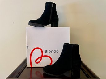 Blondo Black Suede Waterproof Booties Size 7.5