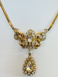 VINTAGE SIGNED CORO PEGASUS GOLD TONE RHINESTONE DROP NECKLACE