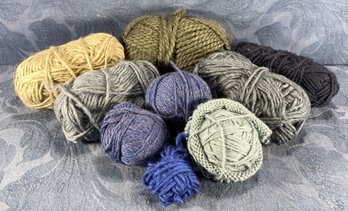 Yarn - Blues & Grays (may Be Wool, Wool Blend, Or Other)