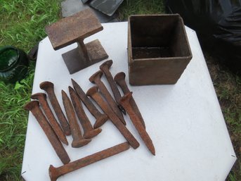 12 Metal Iron Stakes And Iron Stand