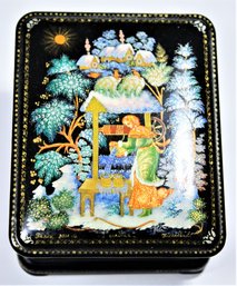 Vintage Russian Signed Lacquer Table Box Winter Scene At Well