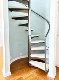 A Dramatic Modern Steel Spiral Staircase
