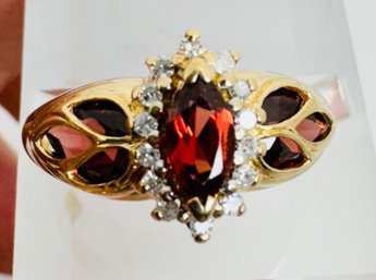 GORGEOUS 10K GOLD GARNET AND DIAMOND RING