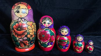 5pcs Russian Nesting Dolls