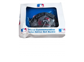 NY Yankees Commemorative MLB Official Belt Buckle