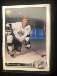 1992 Upper Deck Hockey Card (1992-93) #25 Wayne Gretzky