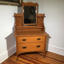 Fantastic Antique Solid Oak Mission / Arts & Crafts Style Chest With Mirror - Original Hardware - Nice Piece !