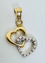 BEAUTIFUL 14K GOLD YELLOW AND WHITE ILLUSION DOUBLE HEART PENDANT