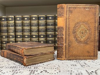 Antique Oliver Goldsmith Works: The Citizen Of The World, 1794 (2v) & Poetical Works And Essays, 1819