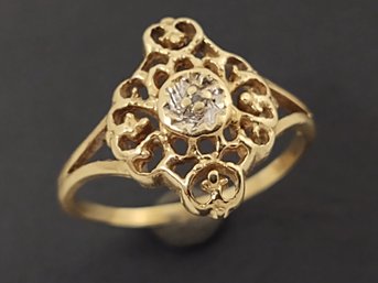 VINTAGE 10K FILIGREE DIAMOND RING