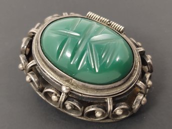 VINTAGE MEXICAN STERLING SILVER CARVED GREEN ONYX SCARAB POISON HOLDER BROOCH