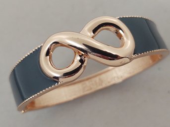 VINTAGE SIGNED ROBERTO BY RMF ROSE GOLD TONE & ENAMEL INFINITY CLAMPER BANGLE BRACELET