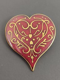 VINTAGE GOLD TONE ENAMELED HEART BROOCH