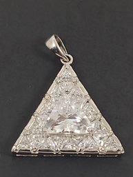 VINTAGE STERLING SILVER WHITE CZ STONE TRIANGLE PENDANT