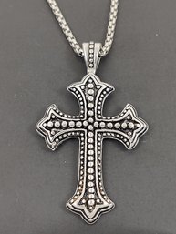 STAINLESS STEEL NECKLACE WITH BEADED DESIGN CROSS PENDANT