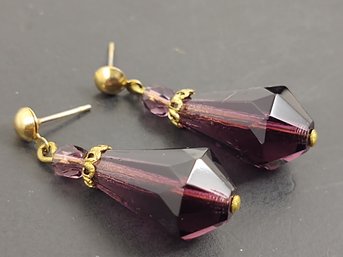 VINTAGE ART DECO FACETED PURPLE GLASS EARRINGS