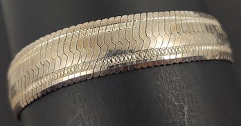 VINTAGE MILOR ITALIAN STERLING SILVER WIDE FLAT HERRINGBONE BRACELET