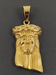 VINTAGE GOLD TONE JESUS HEAD PENDANT