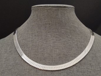 VINTAGE WIDE ITALIAN STERLING SILVER HERRINGBONE FLAT NECKLACE