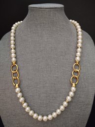 VINTAGE NAPIER FAUX PEARL & GOLD TONE LINK NECKLACE