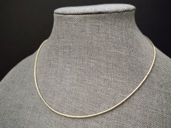 VINTAGE THIN STERLING SILVER OMEGA SNAKE NECKLACE