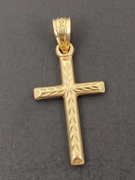 VINTAGE 10K GOLD ETCHED CROSS PENDANT