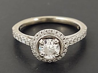 BEAUTIFUL 14K WHITE GOLD 0.77ctw DIAMOND HALO ENGAGEMENT RING RETAIL $3,890.00